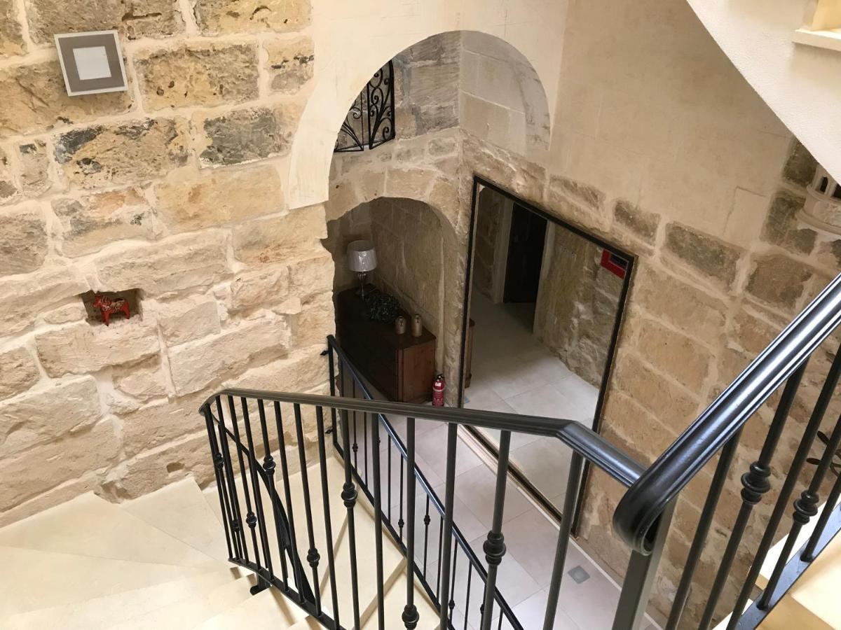 The Cloisters Bed And Breakfast Xagħra Dış mekan fotoğraf