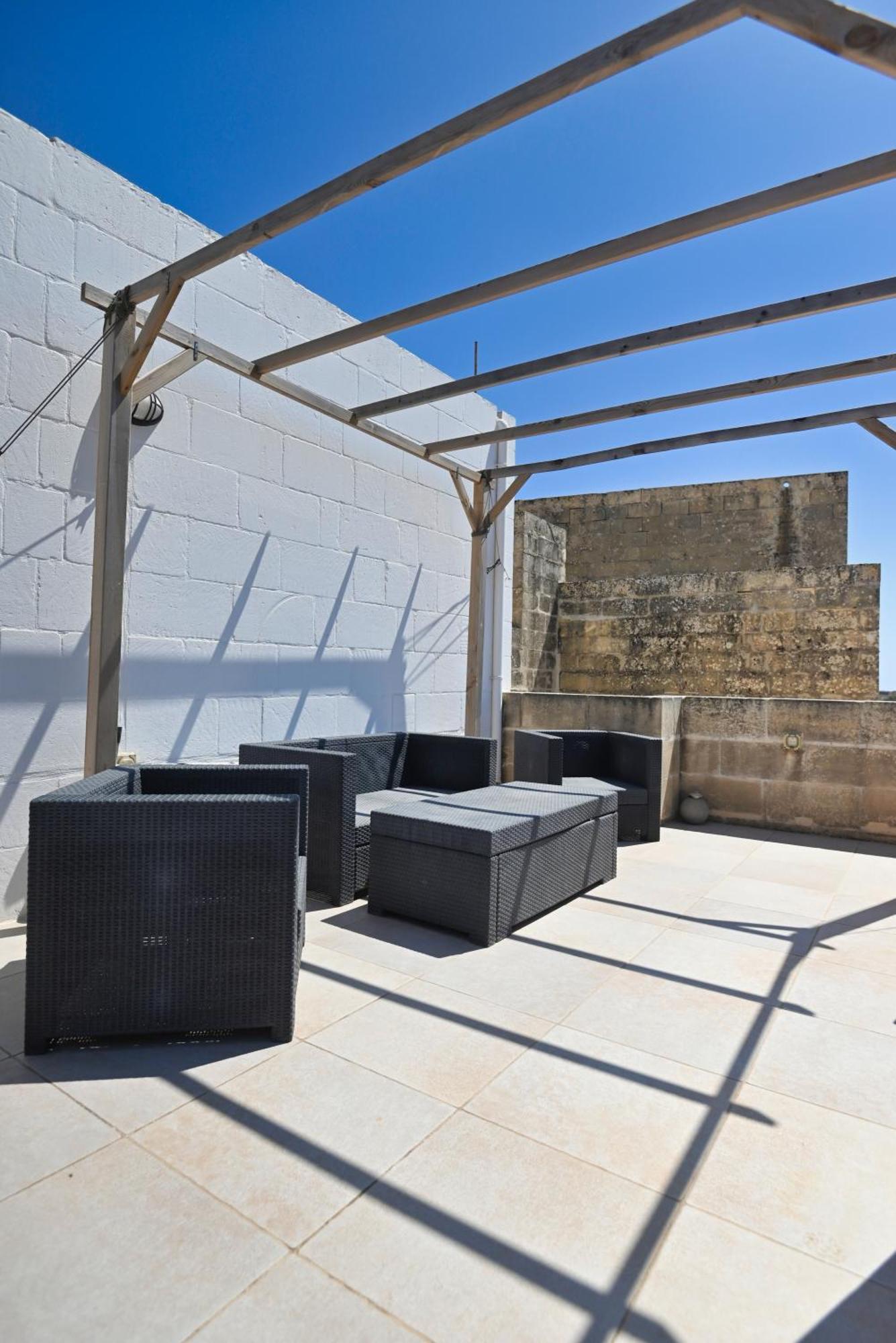 The Cloisters Bed And Breakfast Xagħra Dış mekan fotoğraf