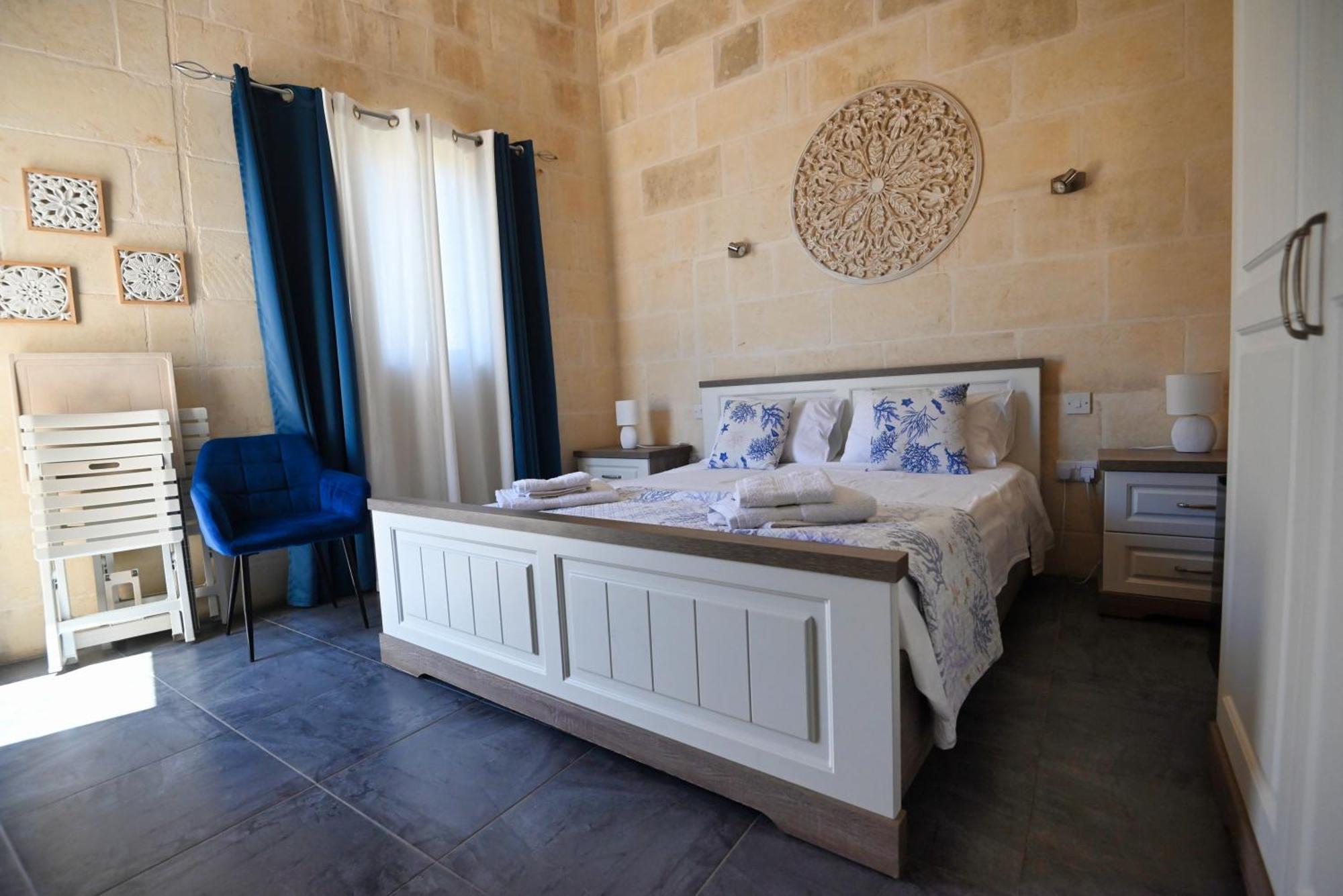 The Cloisters Bed And Breakfast Xagħra Dış mekan fotoğraf