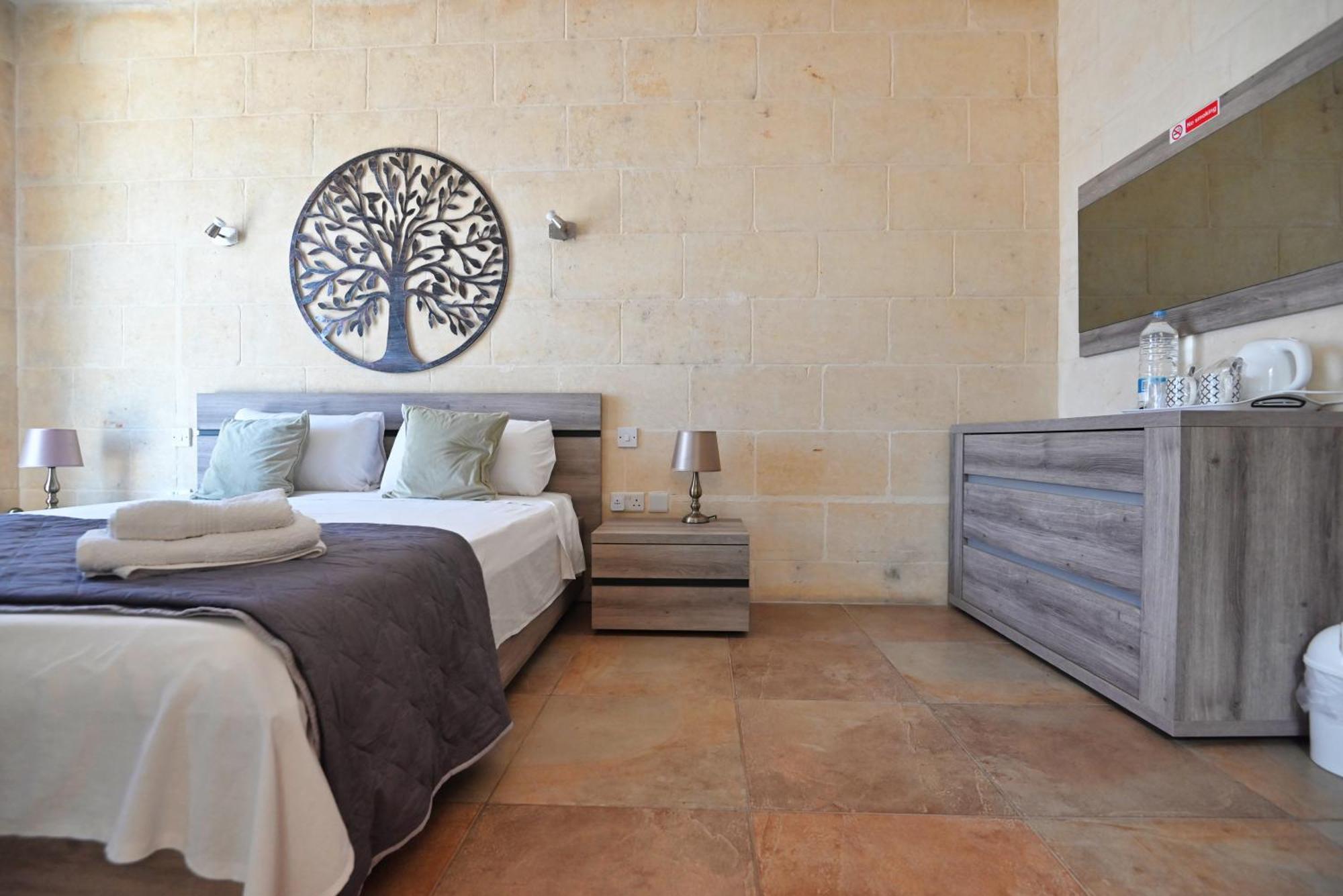 The Cloisters Bed And Breakfast Xagħra Dış mekan fotoğraf