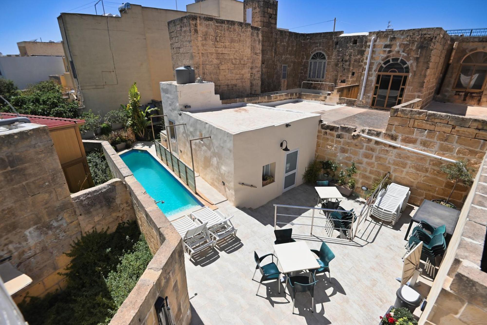 The Cloisters Bed And Breakfast Xagħra Dış mekan fotoğraf