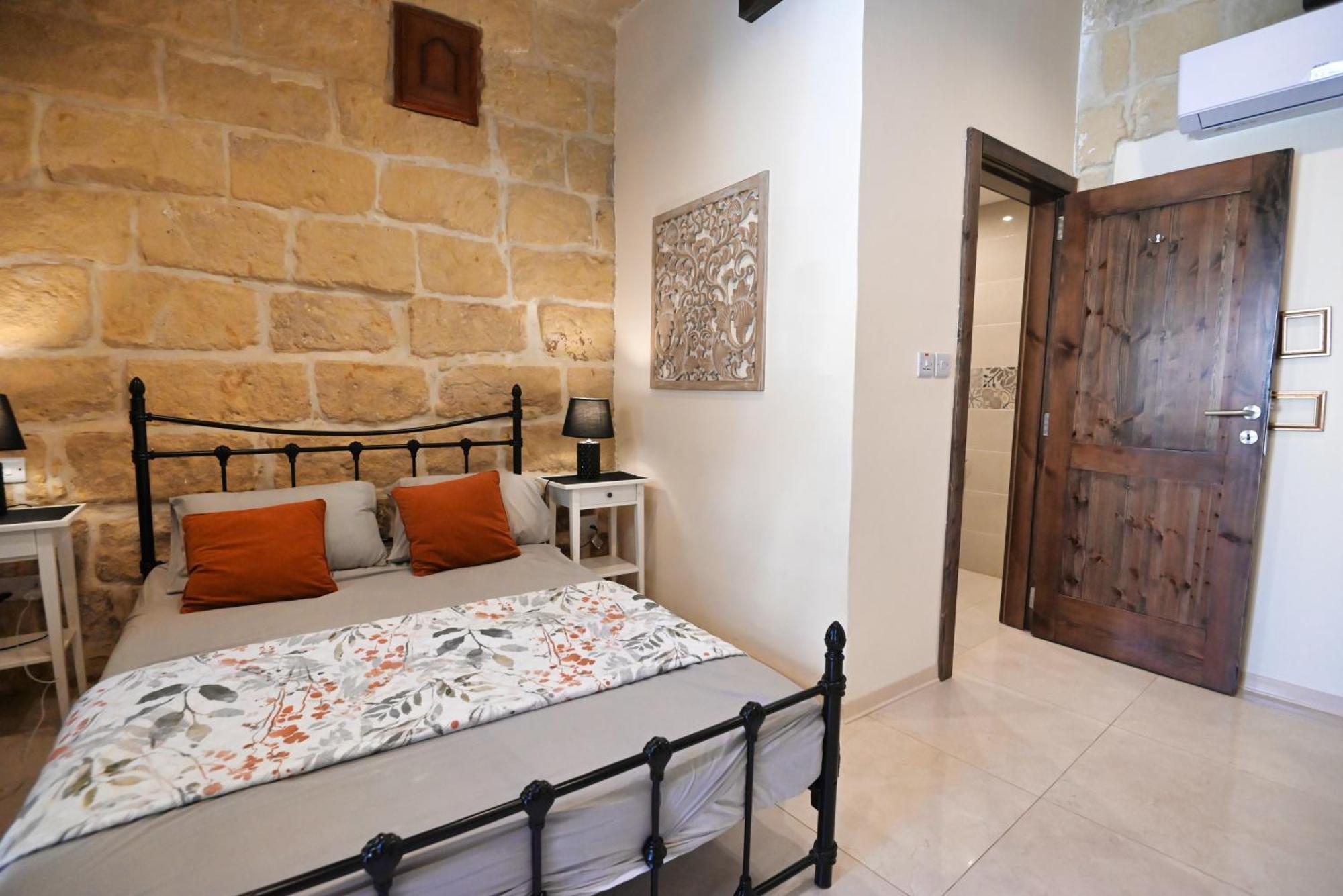 The Cloisters Bed And Breakfast Xagħra Dış mekan fotoğraf