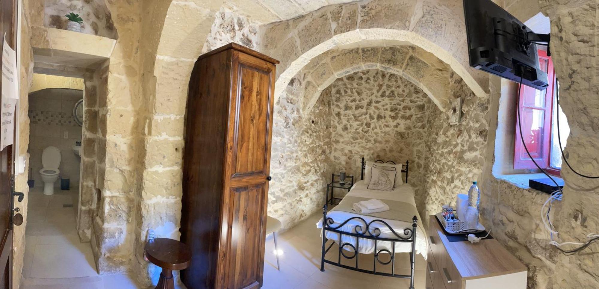 The Cloisters Bed And Breakfast Xagħra Dış mekan fotoğraf
